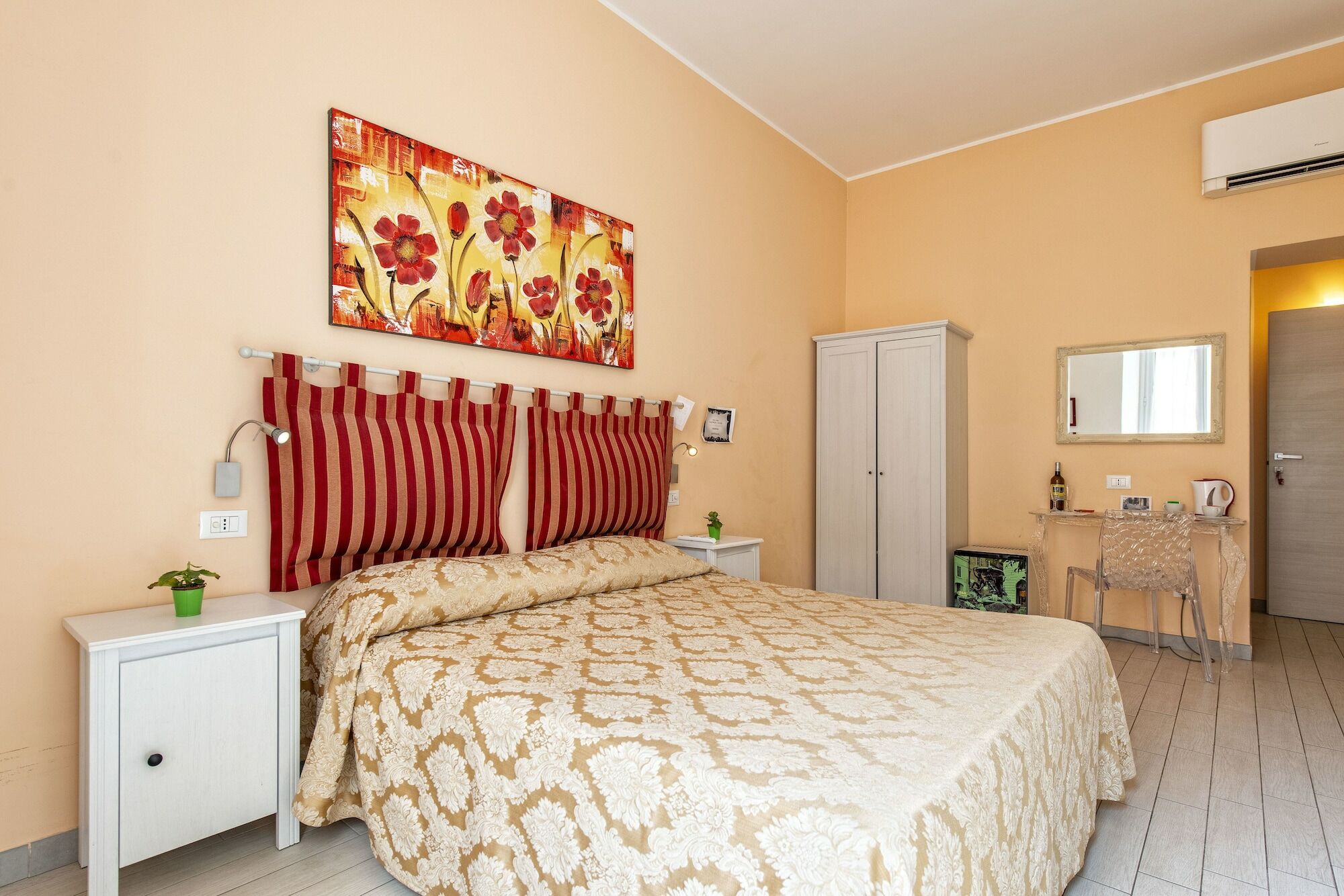 Merulana Suite 2 Рим Екстериор снимка